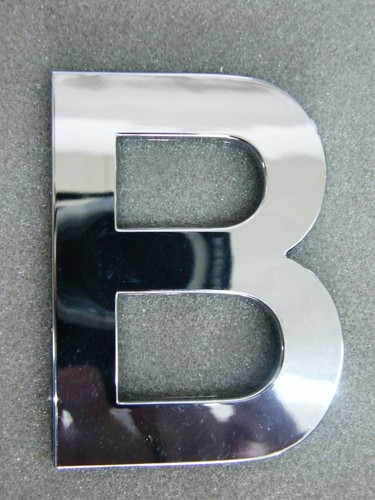 Lettera extra large - large, cromata